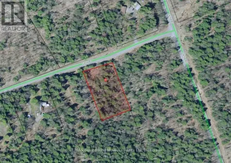 18 Camp Road Mckellar ON P2A 0B4