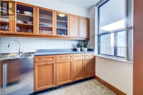 81 Church Street Kitchener ON N2G 4M1