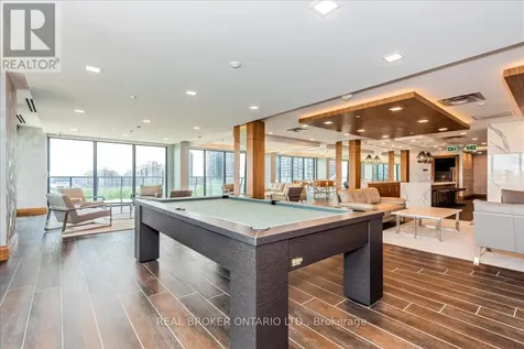 20 Shore Breeze Drive Toronto (mimico) ON M8V 0C7