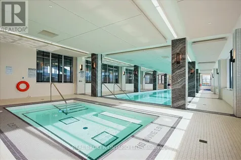20 Shore Breeze Drive Toronto (mimico) ON M8V 0C7