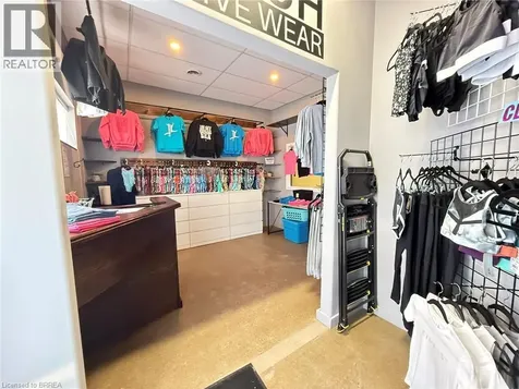 160 Brantwood Park Road Brantford ON N3P 1N7