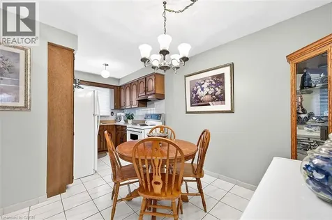 344 Enfield Road Burlington ON L7T 4E8