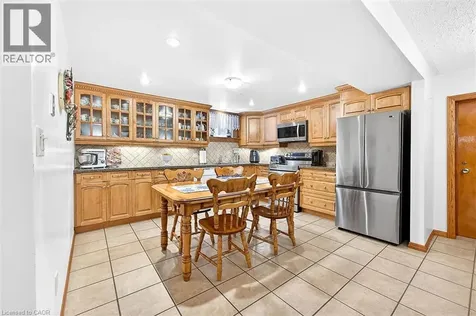 344 Enfield Road Burlington ON L7T 4E8
