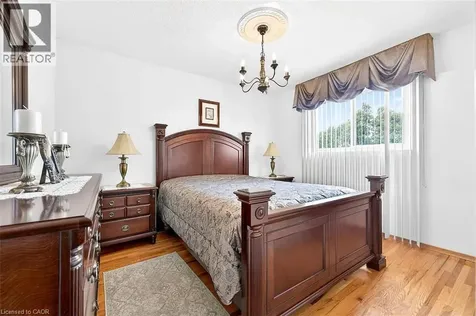 344 Enfield Road Burlington ON L7T 4E8