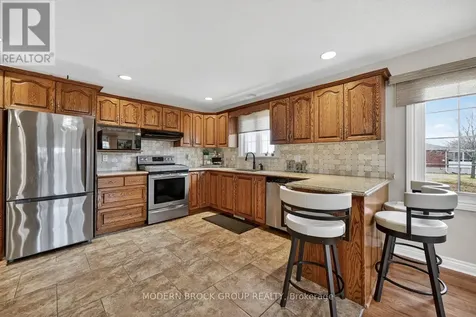 1099 Bridlewood Drive Brockville ON K6V 7G2