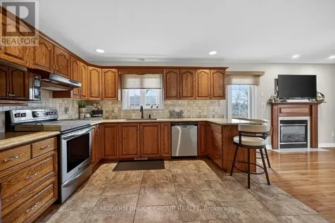 1099 Bridlewood Drive Brockville ON K6V 7G2