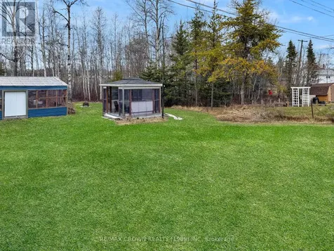30 Pine Crescent Kapuskasing ON P5N 1X7