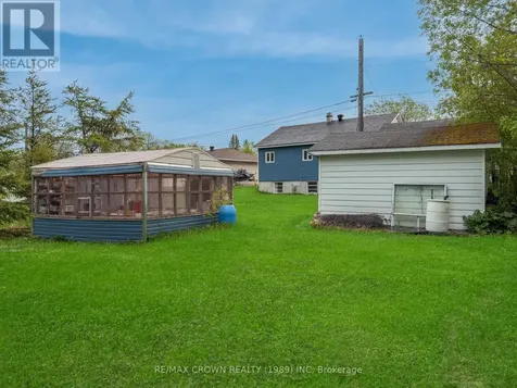 30 Pine Crescent Kapuskasing ON P5N 1X7