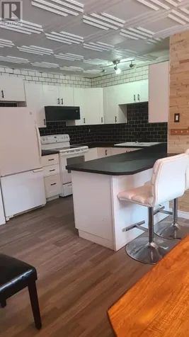 25 Mississauga Ave # 33 Elliot Lake ON P5A 1E1