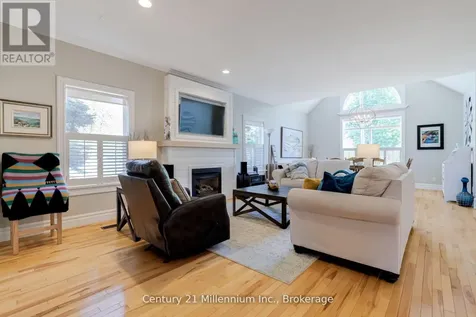 210 Minnesota Street Collingwood ON L9Y 3S5