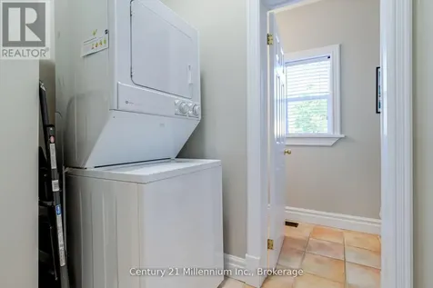 210 Minnesota Street Collingwood ON L9Y 3S5