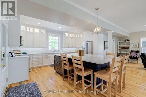 210 Minnesota Street Collingwood ON L9Y 3S5
