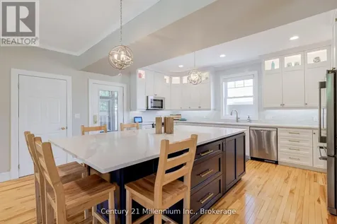 210 Minnesota Street Collingwood ON L9Y 3S5