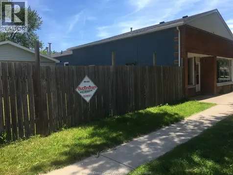 1126 California Avenue Windsor ON N9B 2Z9