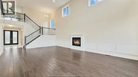 3934 Lasalle Woods Boulevard Lasalle ON N9H 0G6
