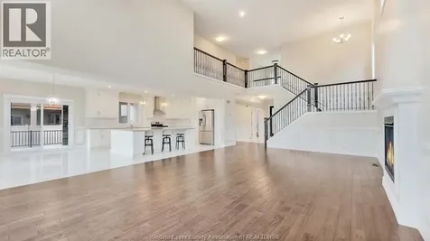 3934 Lasalle Woods Boulevard Lasalle ON N9H 0G6