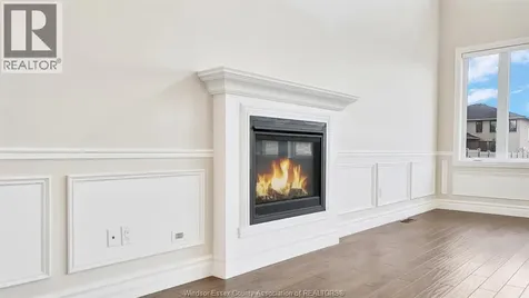 3934 Lasalle Woods Boulevard Lasalle ON N9H 0G6