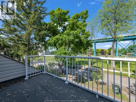 353 Indian Road Windsor ON N9E 2M1