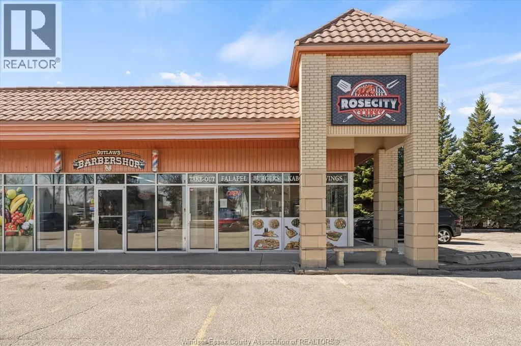 3395 Howard Avenue Windsor ON N9E 3N6