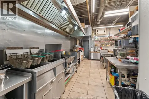 3395 Howard Avenue Windsor ON N9E 3N6