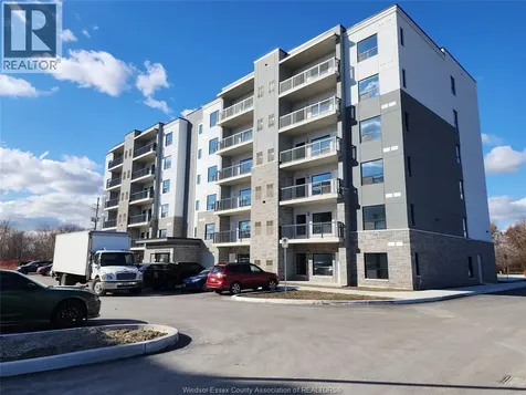 3290 Stella Crescent Windsor ON N8T 0B6