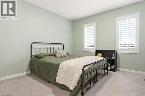 105 Larry Crescent Caledonia ON N3W 0B2