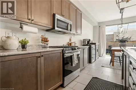 105 Larry Crescent Caledonia ON N3W 0B2