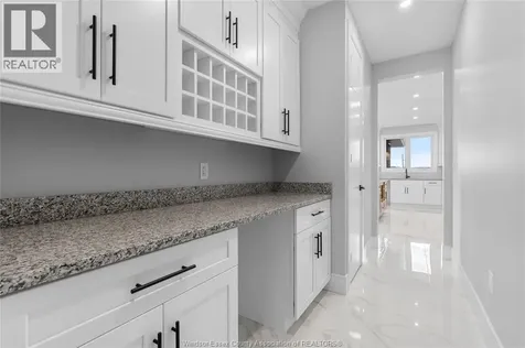 4615 Huron Church Line Road Lasalle ON N9H 1H3
