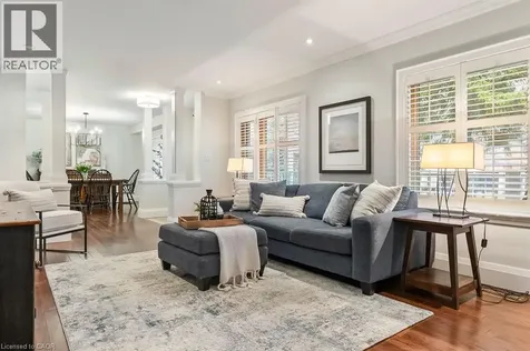 1071 Melvin Avenue Oakville ON L6J 2V8