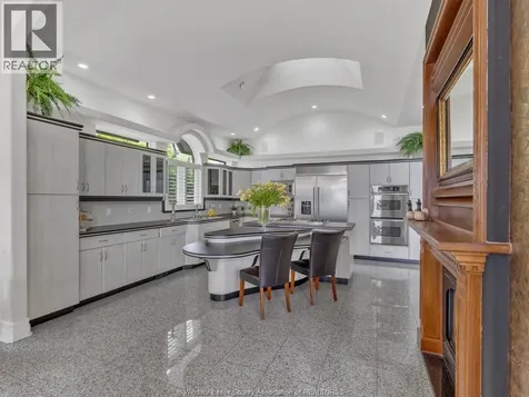 1702 Caille Avenue Lakeshore ON N8L 0J4