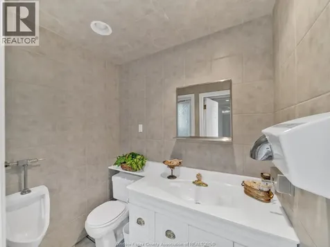 1702 Caille Avenue Lakeshore ON N8L 0J4