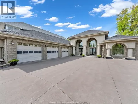 1702 Caille Avenue Lakeshore ON N8L 0J4