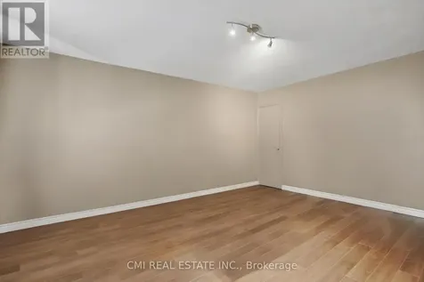 360 Culpepper Place Waterloo ON N2L 5L3