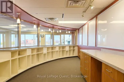 25 Front Street Orillia ON L3V 4S1