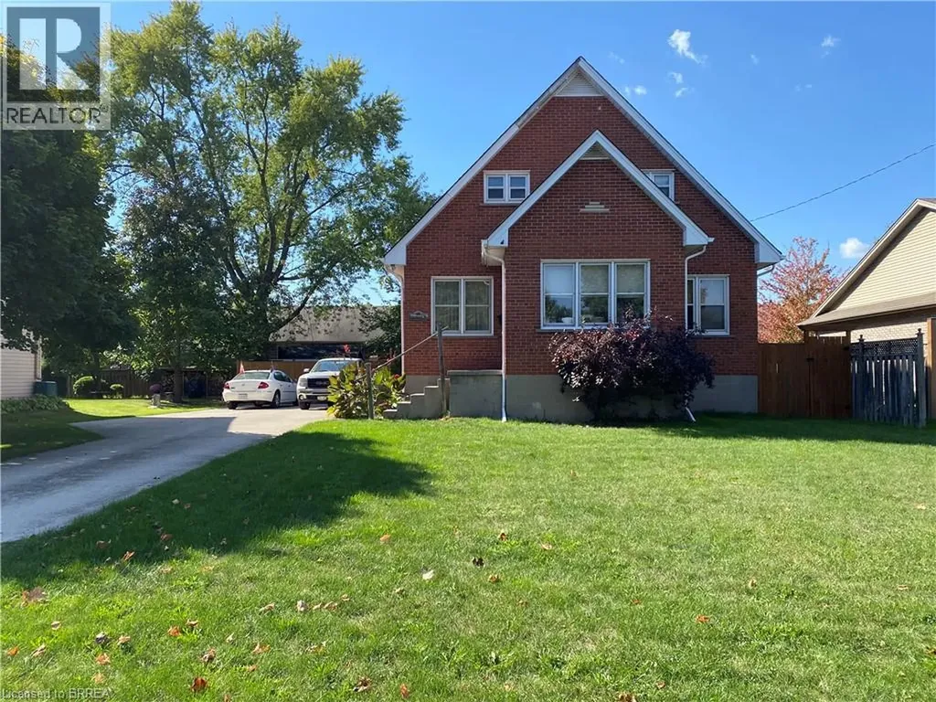 66 Rowanwood Avenue Brantford ON N3S 7C6