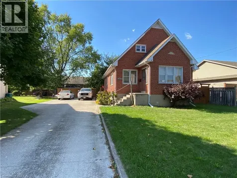 66 Rowanwood Avenue Brantford ON N3S 7C6