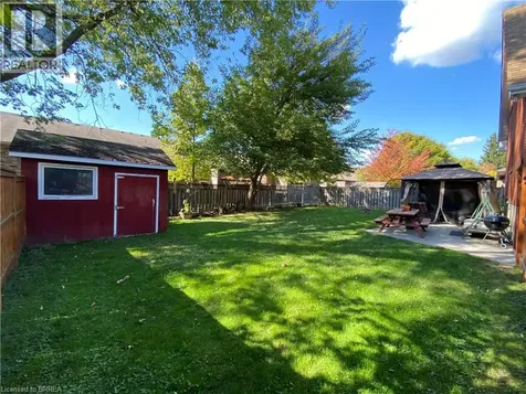 66 Rowanwood Avenue Brantford ON N3S 7C6