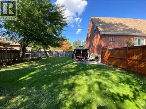 66 Rowanwood Avenue Brantford ON N3S 7C6