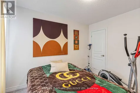 336 Col Phillips Drive Shelburne ON L9V 3W1