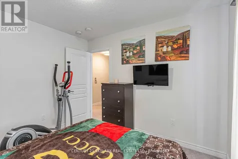 336 Col Phillips Drive Shelburne ON L9V 3W1