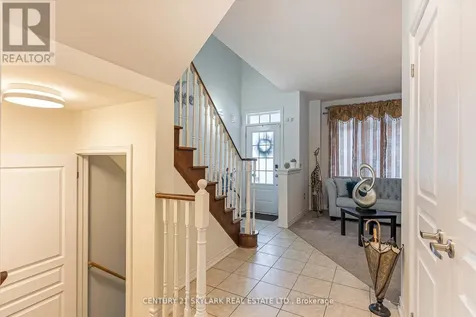 336 Col Phillips Drive Shelburne ON L9V 3W1
