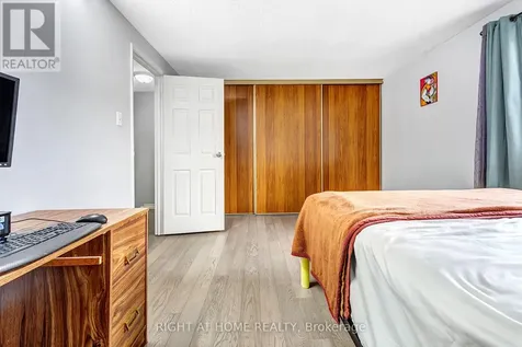 1324 Belgate Way Ottawa ON K1J 8P9