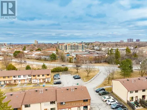 1324 Belgate Way Ottawa ON K1J 8P9