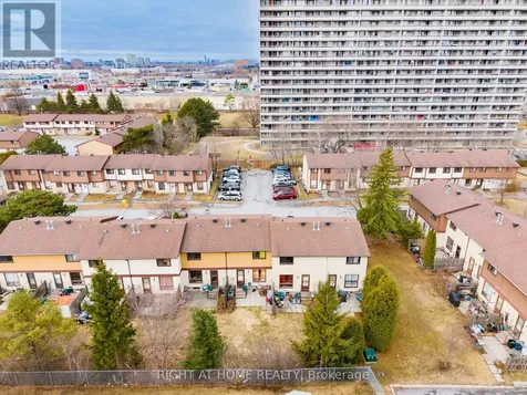 1324 Belgate Way Ottawa ON K1J 8P9