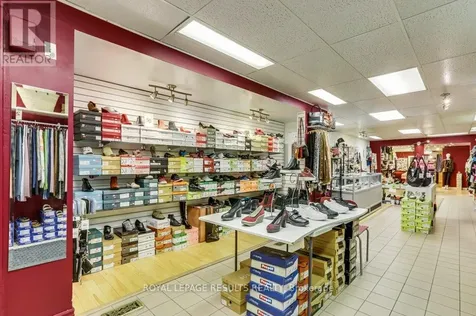 33 Talbot Street East Aylmer ON N5H 1H3