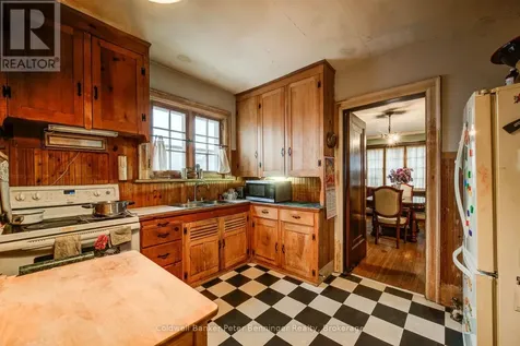 71 Margaret Avenue Kitchener ON N2H 4H3