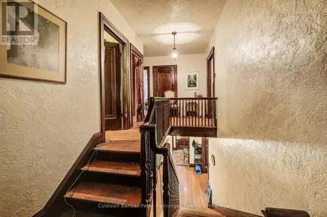 71 Margaret Avenue Kitchener ON N2H 4H3