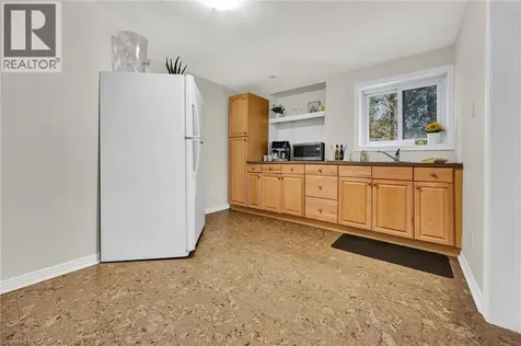 232 The Lions Gate Waterloo ON N2L 6M5