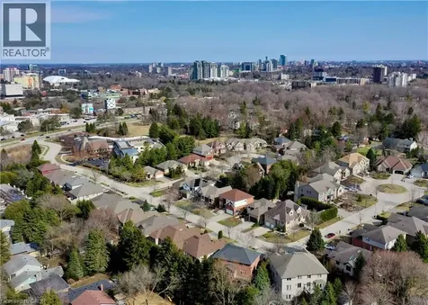 232 The Lions Gate Waterloo ON N2L 6M5