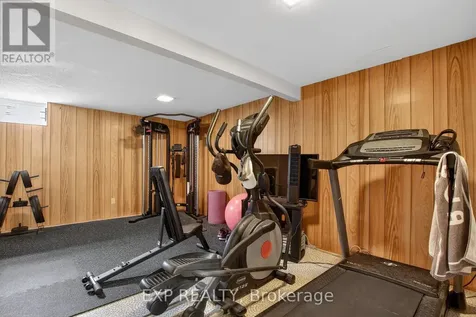 42F Benlea Drive Ottawa ON K2G 4A9